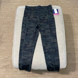 GAP Girls Capri Length Sports Leggings NWT